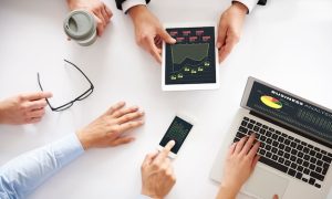 Сравнение торговых платформ и брокеров для торговли на финансовых рынках