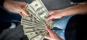 rossijanam-nuzhno-prigotovitsja-k-vzletu-dollara-do-110-prognoz-na-leto