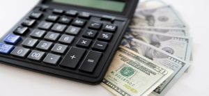 12-maja-my-prosnemsja-s-drugim-valjutnym-kursom-dollaru-predskazali-vzlet-do-100