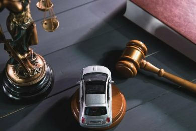 Подводные камни при выборе автоюриста: как отличить реальную защиту от имитации бурной деятельности